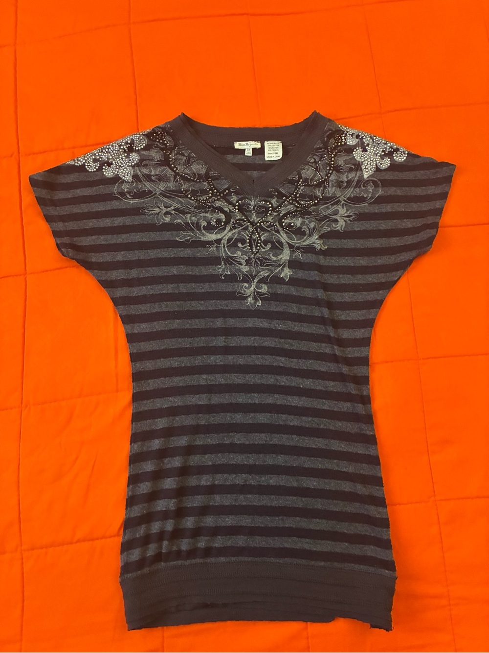 Miss me  Y2K Design Womens  T Shirt Size Medium Grunge Emo
